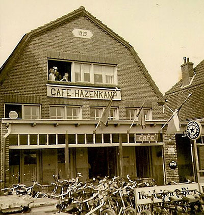 Café Hazenkamp, hier op een foto uit 1960